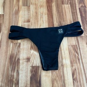 Jolyn surf bikini bottoms